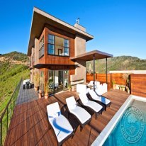 Ipe deck in Malibu, CA.